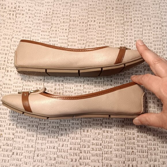 Christian Siriano Payless women's medallion & faux leather ballet flats sz 9 - Picture 4 of 13